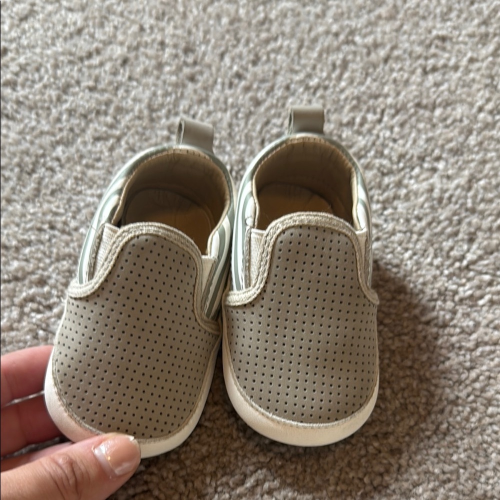 Baby Slip-On Shoes in Beige and Cream